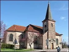 Nous sommes à Brouvelieures, village Vosgien situé en région ...