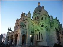La basilique de Montmartre s'appelle :