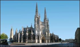 A Bordeaux la cathédrale s'appelle :