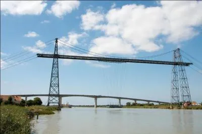Quel est ce pont transbordeur datant de 1900 de 175 m&egrave;tres de longueur et 50 m&egrave;tres de hauteur ?