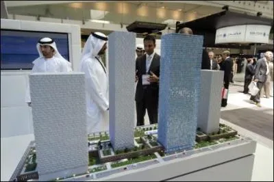 Qu'est-ce que l'universit Paris IV-Sorbonne a cd  Abu Dhabi?