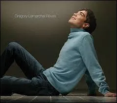 "Au lieu de partir, entre nous tout faire renaître, plutôt que de mentir, aborder nos différences, t'aimer autrement qu'à contresens" !