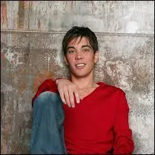 "Toutes ces nuits, pourquoi, pour qui, et ce matin qui revient pour rien. Ce cur qui bat, pour qui, pourquoi, qui bat trop fort, trop fort" !