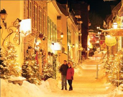 Elle vient d'être nommée la plus belle rue du Canada. Elle est vraiment magnifique en hiver et les amoureux ont le goût de se blottir en la déambulant. Mais où la trouverez-vous ?
