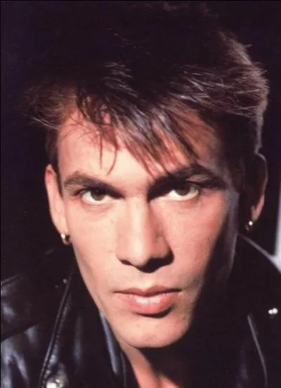 Une voix étonnante, capable de changer de registre !