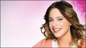 Qui aime Violetta dans la saison 1 ?