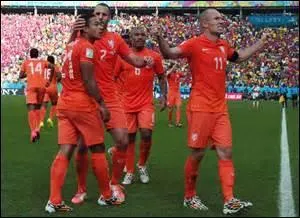 Quel est le score final entre les Pays-Bas et le Costa-Rica en quart de finale ?