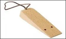 Compléter l'expression : faire une tête à ------ une roue de corbillard.