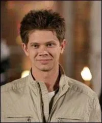 Avec qui est-il marié ?