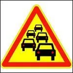 Toutes ces voitures sont dessinées sur un panneau à fond jaune. Que veut dire ce panneau ?