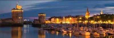 Ce chanteur natif de Bordeaux a interprété ''Les Ports de l'Atlantique''. Quel est son nom ?