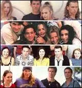 Grand succès pour cette série australienne des années 90, où l'on pouvait suivre les turpitudes d'adolescents fréquentant un établissement scolaire d'un quartier populaire de Sidney. La série s'intitule :