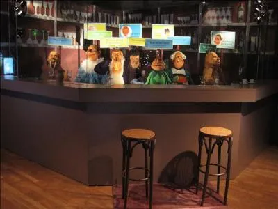 Dans "Le Bébête show" qui était Marchie (ou Marchie la cochonne) la transposition de Piggy la cochonne du Muppet Show ?