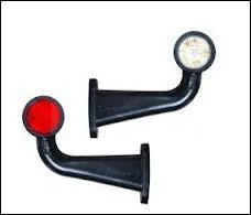 Qu'appelle-t-on feux d'encombrement ?