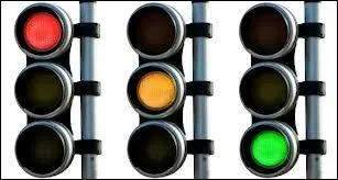 Certains feux tricolores sont-ils en forme de flèches ?