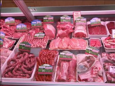 Les animaux de boucherie sont généralement tués par procuration et mangés...