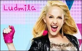 Avec qui Ludmila reste-t-elle à la fin ?