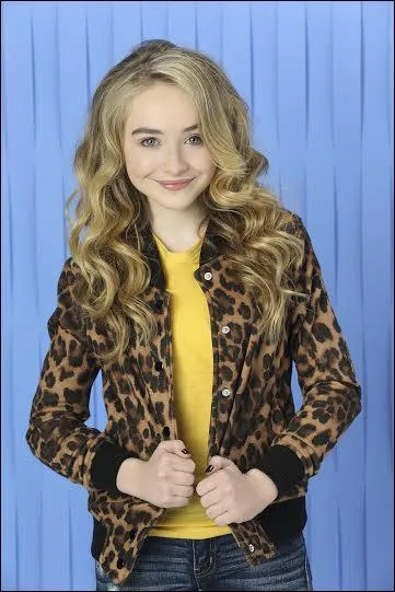 Dans l'épisode 9 (Retour vers 1961) comment s'appelle la grand-mère de Maya ?