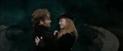 James et Lily se mettent ensemble pendant leur