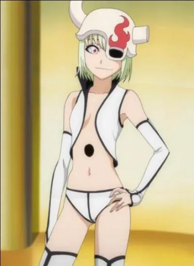 Pourquoi Hiyori a-t-elle une dent qui dépasse ?