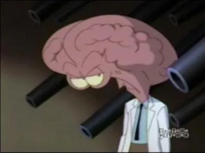 Comment s'appelle le second ennemi plus récurrent du super-héros en question ?