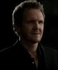 Qui déteste Klaus ? (au point de vouloir le tuer)