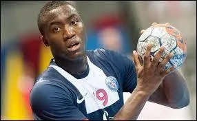 Qui est ce joueur absent lors de la Coupe du monde ?