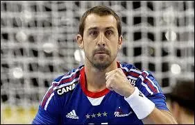 A quel poste est Michaël Guigou ?