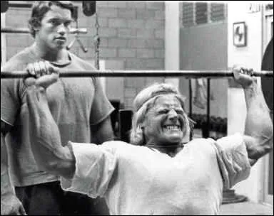 Qui est-ce, avec Scharzy comme partenaire ?