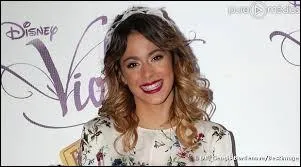 Dans la vraie vie, Violetta sort avec