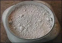 Ce blanc très légèrement crème, peut vous faire voyager entre Bougival, Meudon, et ------.