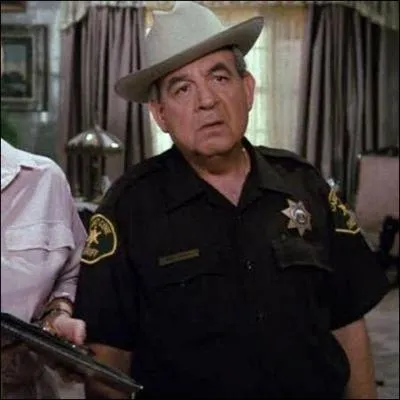 Comment s'appelle le premier shérif de Cabot Cove ?