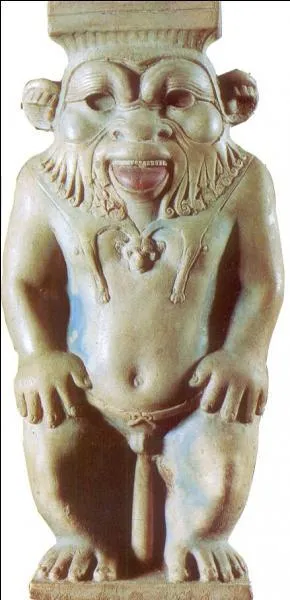 Qui est ce dieu, représenté sous l'aspect d'un nain effrayant et pourtant bienfaisant, et qui chassait les mauvais esprits ?