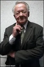 Comment se nomme ce personnage, souvent avec Huguette et Raymond, dans « Scènes de ménages » ?