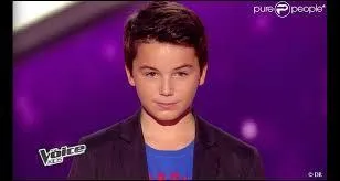 Du haut de ses 13 ans, Nicolas finit la soirée, avec "Love Me Again" de John Newman. Quel coach a-t-il décidé de suivre ?