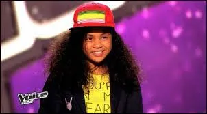 Naylinz est venue interpréter "Papaoutai" de Stromae. Que lui est-il arrivé ?