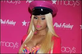 Quelle est cette chanteuse ?