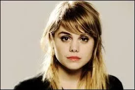 Quelle est cette chanteuse ?