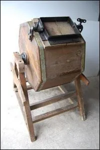 Cet objet est une baratte. A quoi servait-elle ?