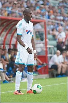 Dans cette équipe, je porte le numéro 24. Qui suis-je ?