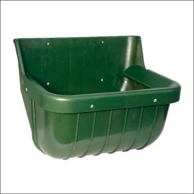 Que mangent les chevaux en plus du foin ?