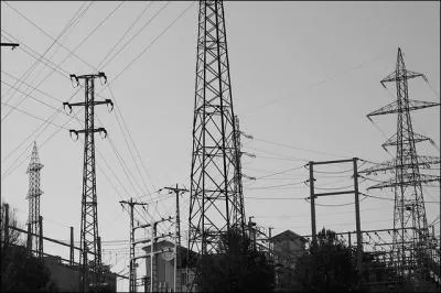 Qui a utilisé le slogan « Maîtres chez nous » ?