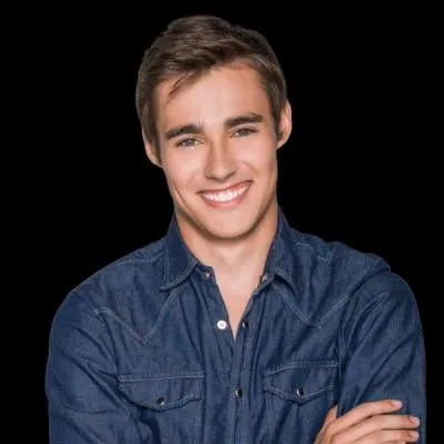 Comment s'appelle l'acteur qui joue León ?