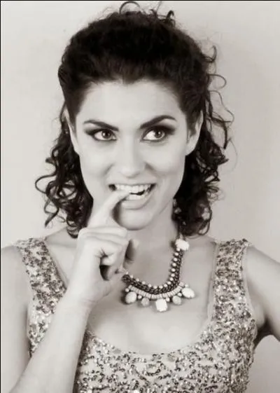 Comment s'appelle l'actrice qui joue Nata ?