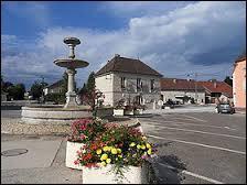 Cette nouvelle balade débute à Andelot-en-Montagne. Commune de Franche-Comté, elle se situe dans le département ...