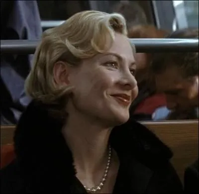 Qui est cette femme ?