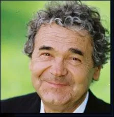 Complétez ces paroles de Pierre Perret : 
''Tiens voilà la ---------------------
Qu'a encore trouvé une pine
La petite noire du garde-chasse
C'est un vrai piège à bécasses
À l'unisson les paroissiens
Disent : Y a que ça qui lui fait du bien''