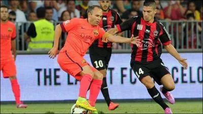 Nice avait aussi fait un match amical... mais cette fois contre le FC Barcelone ! Quel était le score ?