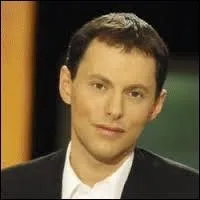 Comment se nomme cet animateur de télévision ?