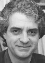 Cet écrivain québécois Jacques Renaud est l'auteur du roman "Le Cassé". En quelle année a-t-il écrit ce roman ?